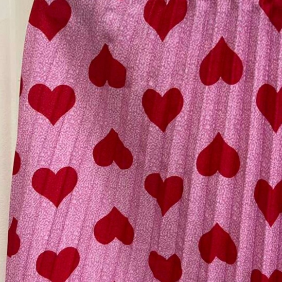 Pleated Heart Midi Skirt in Pink - Picture 4 of 5